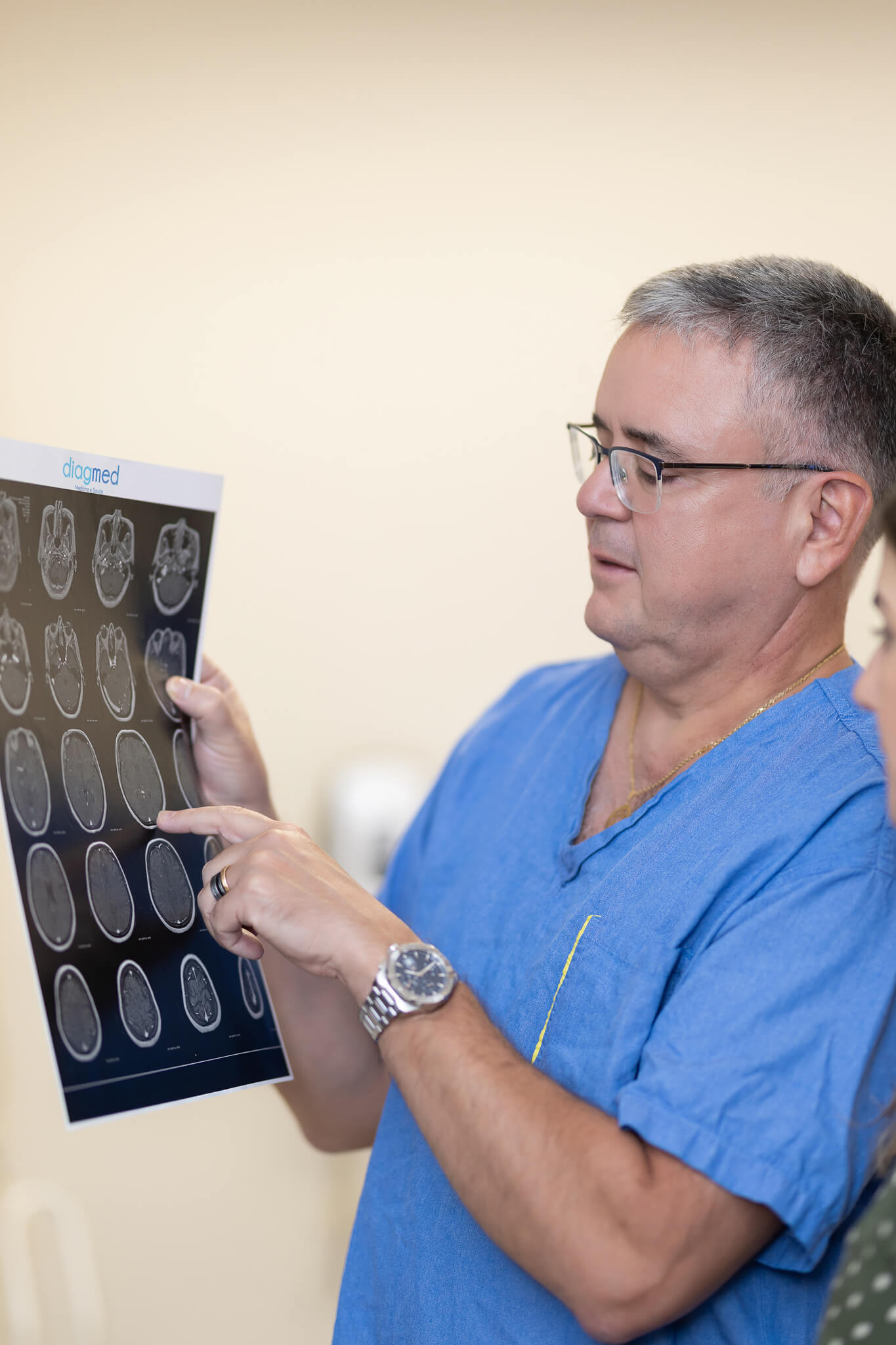 Dr. Leonardo de Deus | CRM 95975 | Neurorradiologista